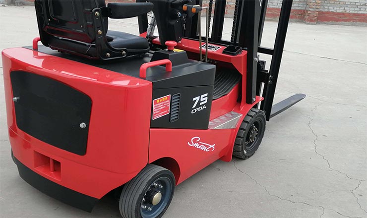 輕小型電動(dòng)叉車(chē)【0.5-1噸】_2